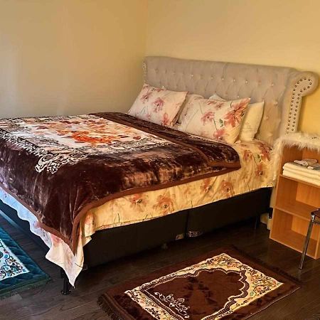 Divine Villa And Resorts 67 Sherman 5Mins To Ewr Airport And 4Mins To Penn Station Newark, 20Mins To New York Esterno foto