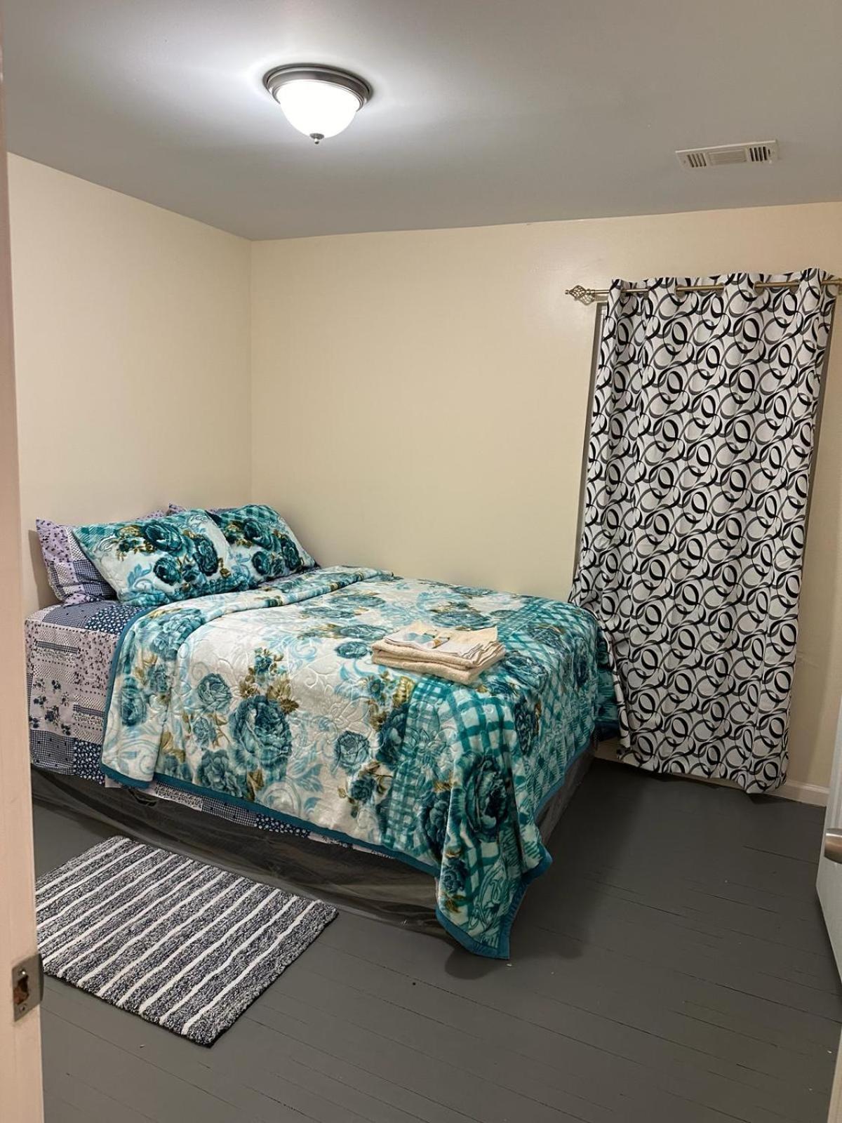 Divine Villa And Resorts 67 Sherman 5Mins To Ewr Airport And 4Mins To Penn Station Newark, 20Mins To New York Esterno foto